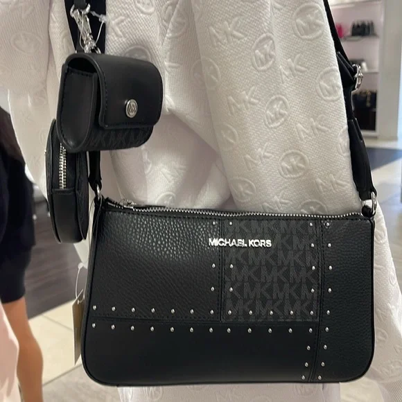 Michael Kors Jet Set Signature Logo Crossbody Bag with Case for Apple Airpods P
